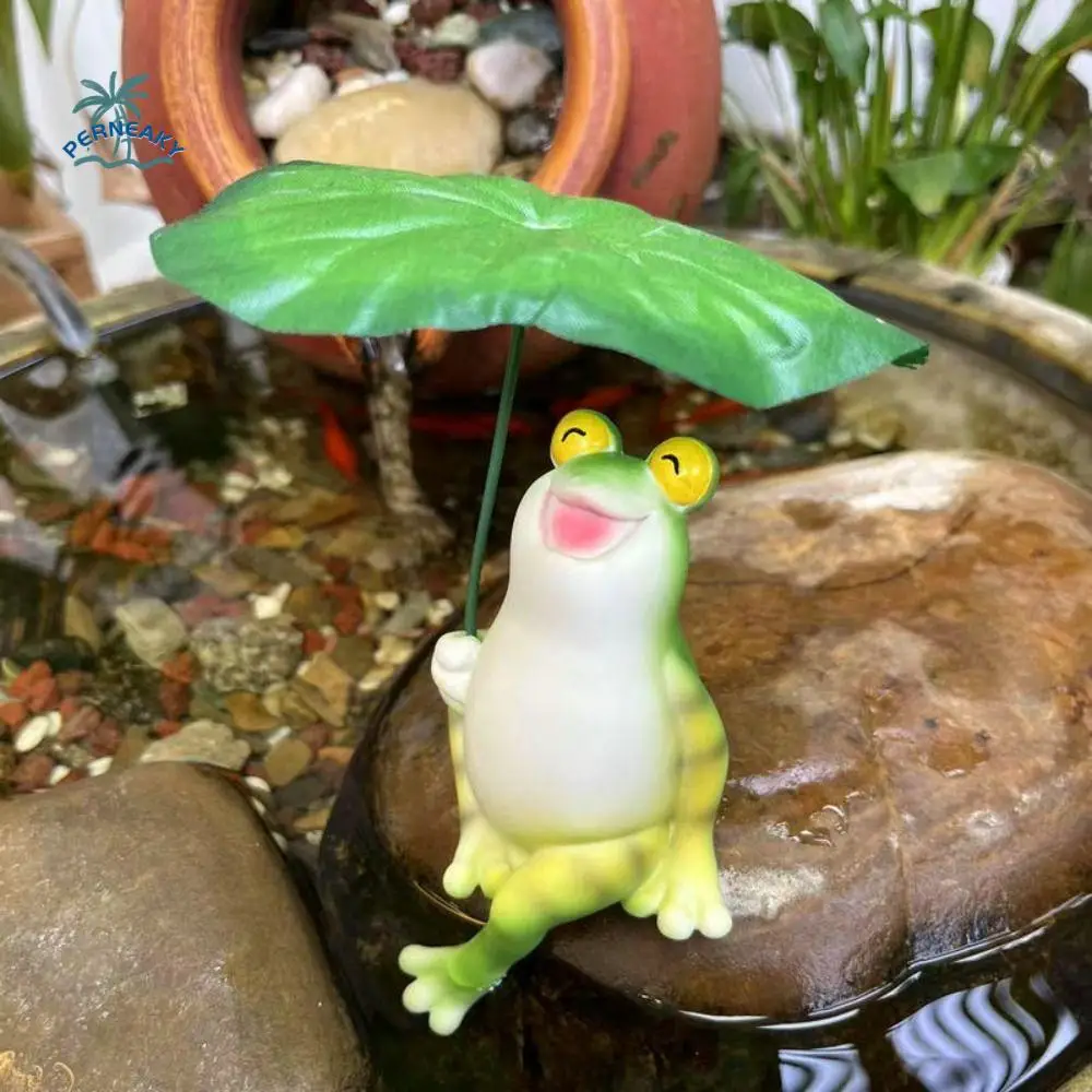 Desktop Ornament Resin Frog Figurine Cute 3D Frog Ornament Decor with Leaf Cartoon Garden Frog Statue Home
Desktop Ornament Resin Frog Figurine Cute 3D Frog Ornament Decor with Leaf Cartoon Garden Frog Statue Home