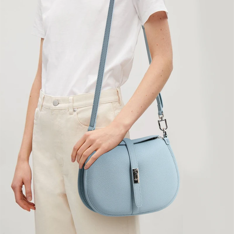 First layer cowhide handbag one-shoulder cross-slide bag casual versatile simple commuting genuine leather women's bag
First layer cowhide handbag one-shoulder cross-slide bag casual versatile simple commuting genuine leather women's bag