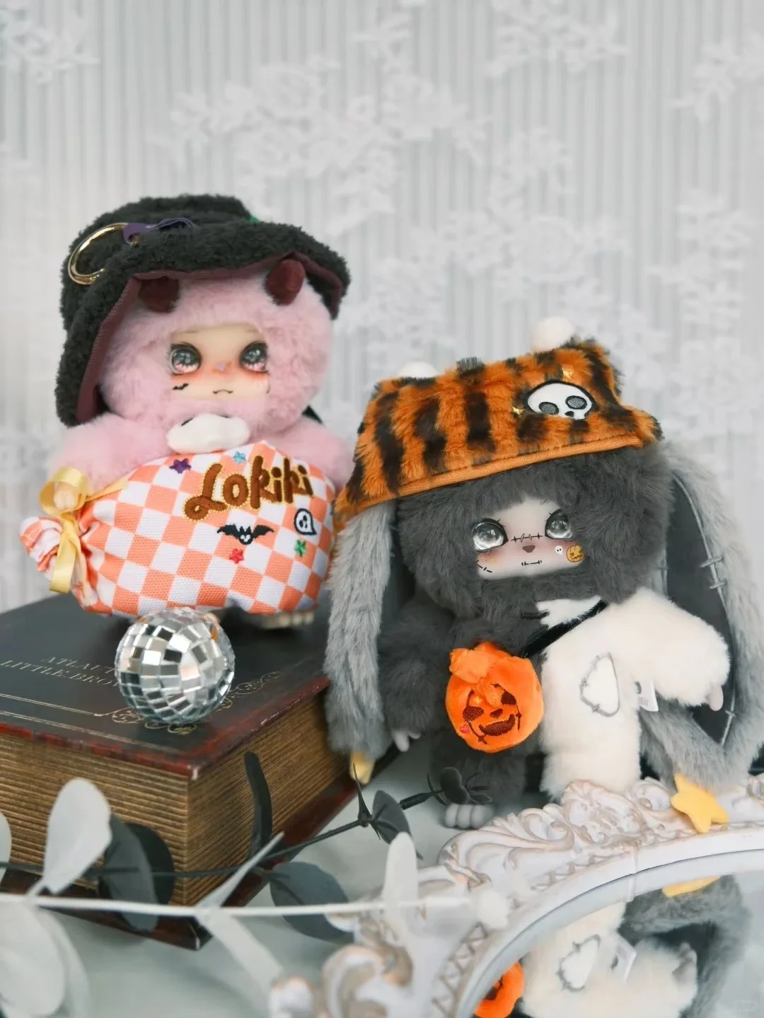New-Hot Lokiki Let'S Play Pranks Together Series Blind Box Halloween Themed Dolls Enchanting Halloween Gifts
New-Hot Lokiki Let'S Play Pranks Together Series Blind Box Halloween Themed Dolls Enchanting Halloween Gifts
