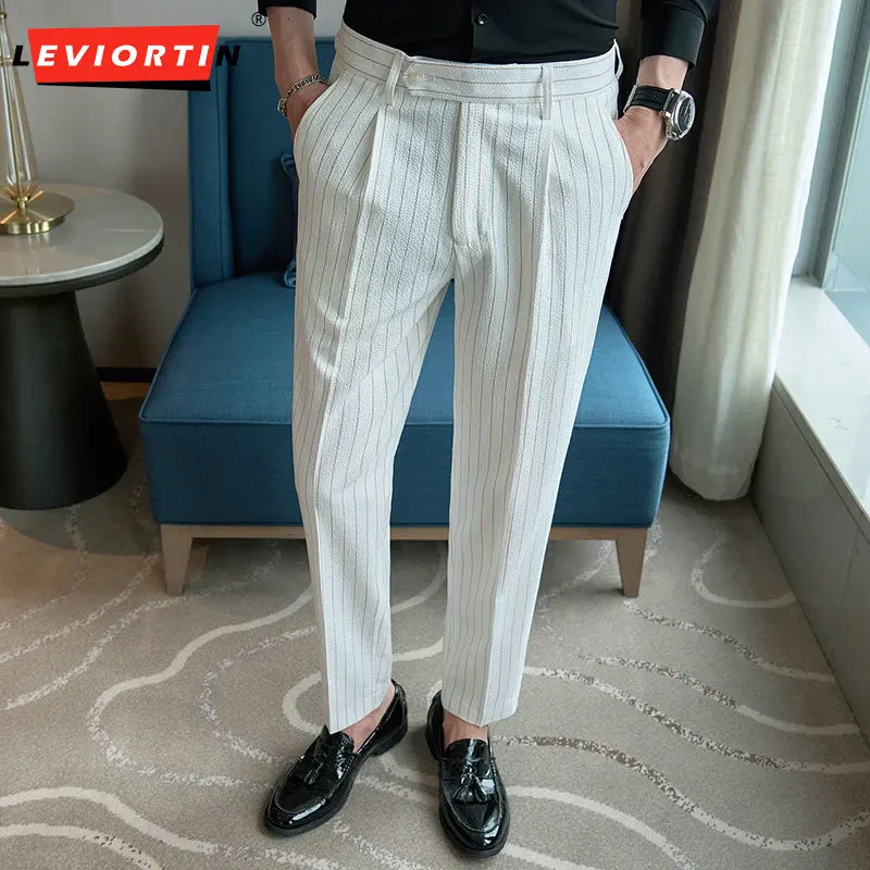 Striped men's suit, spring and autumn styles, 2024 new suit pants, casual long pants, ice silk loose straight leg drape pants
Striped men's suit, spring and autumn styles, 2024 new suit pants, casual long pants, ice silk loose straight leg drape pants