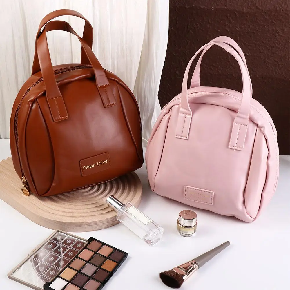 Simple Zipper PU Leather Cosmetic Bag Shell Bag Handbag Makeup Pouch Bag Makeup Tote Waterproof Small Square Bag Female/Girls
Simple Zipper PU Leather Cosmetic Bag Shell Bag Handbag Makeup Pouch Bag Makeup Tote Waterproof Small Square Bag Female/Girls