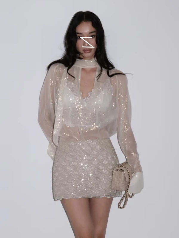 Shiny Sequin Loose Shirt with Sash Half Skirt Short Set Women's Fashion Spring Collection V-neck Long Sleeve Casual...
Shiny Sequin Loose Shirt with Sash Half Skirt Short Set Women's Fashion Spring Collection V-neck Long Sleeve Casual...
