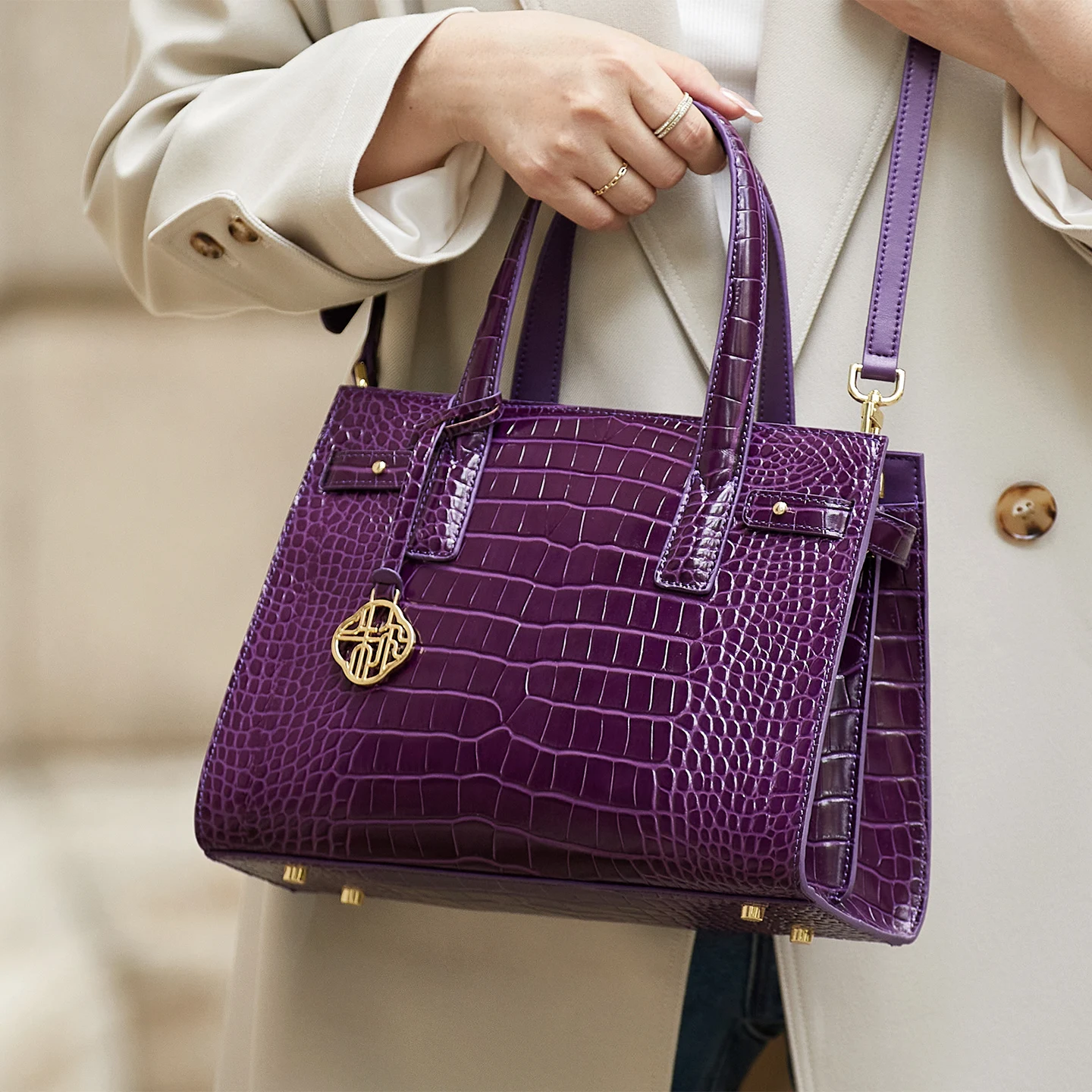 2015 New Luxurious Women Leather Bag ZOOLER Cow Leather Handbag Handmade Shoulder Bag For Mother #YC667
2015 New Luxurious Women Leather Bag ZOOLER Cow Leather Handbag Handmade Shoulder Bag For Mother #YC667