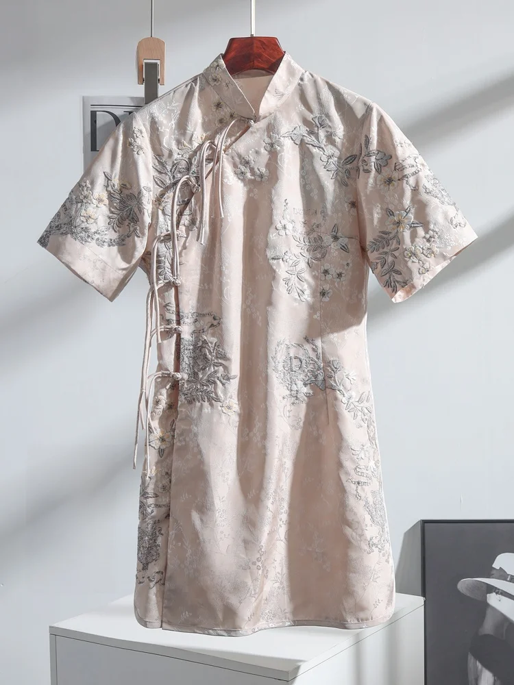 Rixo Rmoco Chinese Style Button Heavy Embroidery Improved Short Sleeve Qipao Dress Women's Retro Style Floral Pattern Breathable
Rixo Rmoco Chinese Style Button Heavy Embroidery Improved Short Sleeve Qipao Dress Women's Retro Style Floral Pattern Breathable