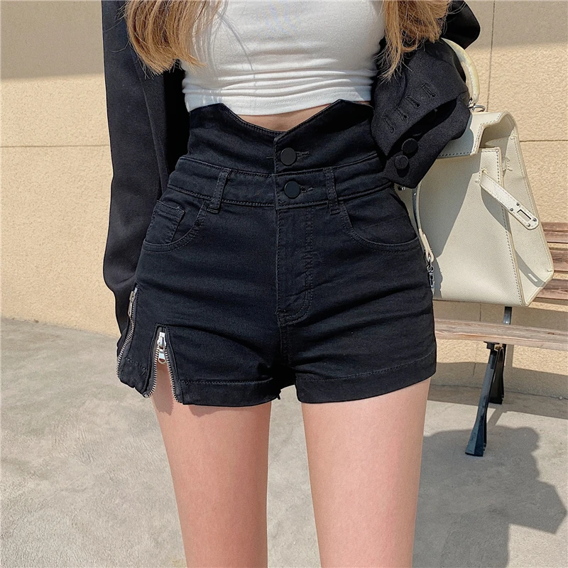 Black High-Waist Zipper Shorts Women's Fashion Sexy Slimming Denim Bootcut Pants High Waist Versatile Short Pants for Broadca...
Black High-Waist Zipper Shorts Women's Fashion Sexy Slimming Denim Bootcut Pants High Waist Versatile Short Pants for Broadca...