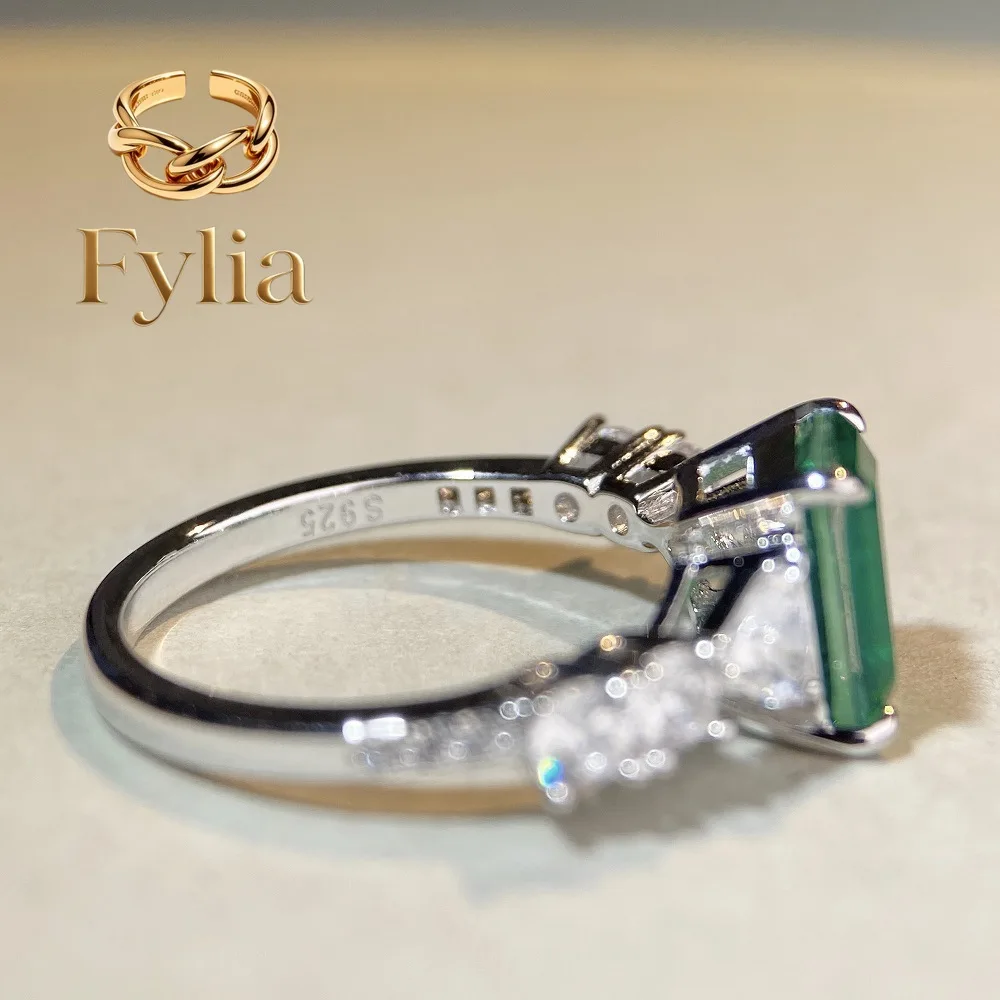 Fylia Jewelry Luxury Solid Platinum PT950 Women's Emerald Cotton Muzuo Diamond Ring Seiko Caibao Moissanite Diamond Ring
Fylia Jewelry Luxury Solid Platinum PT950 Women's Emerald Cotton Muzuo Diamond Ring Seiko Caibao Moissanite Diamond Ring
