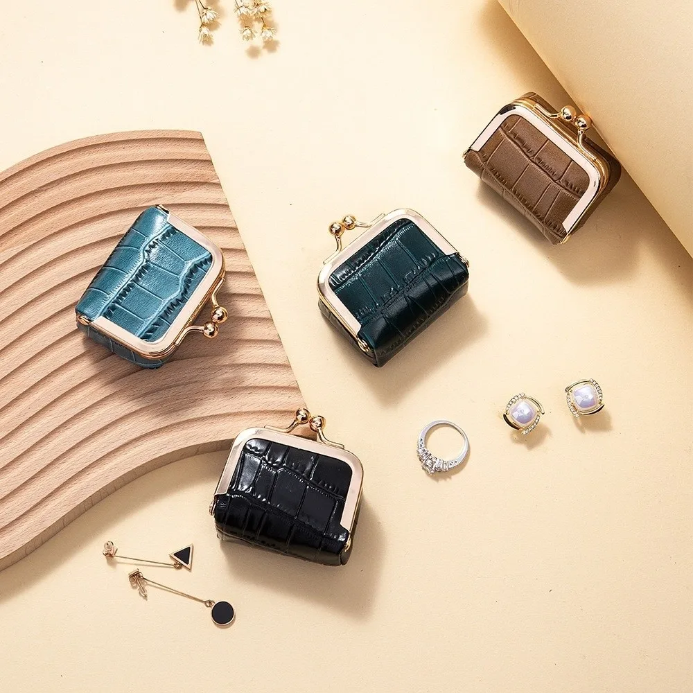 Crocodile Patterned Kiss Lock Coin Purse Genuine Leather Solid Color Leather Jewelry Bag Mini Square Small Item Bag Storage
Crocodile Patterned Kiss Lock Coin Purse Genuine Leather Solid Color Leather Jewelry Bag Mini Square Small Item Bag Storage