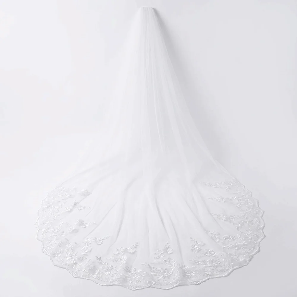 Sequin Lace Lace Bridal Veil with Comb 3/4M Long Veil White Wedding Veil Black White Luxurious Mesh Bridal Veil Wedding Ceremony
Sequin Lace Lace Bridal Veil with Comb 3/4M Long Veil White Wedding Veil Black White Luxurious Mesh Bridal Veil Wedding Ceremony