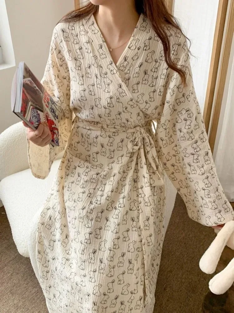 Women French Style Rabbit Print Robe Spring Autumn New Ins V-neck Loose Long Sleeve Casual Home Bathrobe
Women French Style Rabbit Print Robe Spring Autumn New Ins V-neck Loose Long Sleeve Casual Home Bathrobe