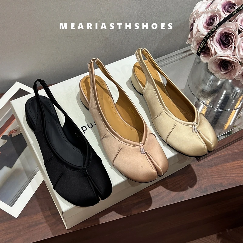 Split Toes Shoes for Womens Sewing Lines Buckle Round Heels Tacones Mary Janes PU Leather Zapatos Mujer Shallow Chassure Femme
Split Toes Shoes for Womens Sewing Lines Buckle Round Heels Tacones Mary Janes PU Leather Zapatos Mujer Shallow Chassure Femme