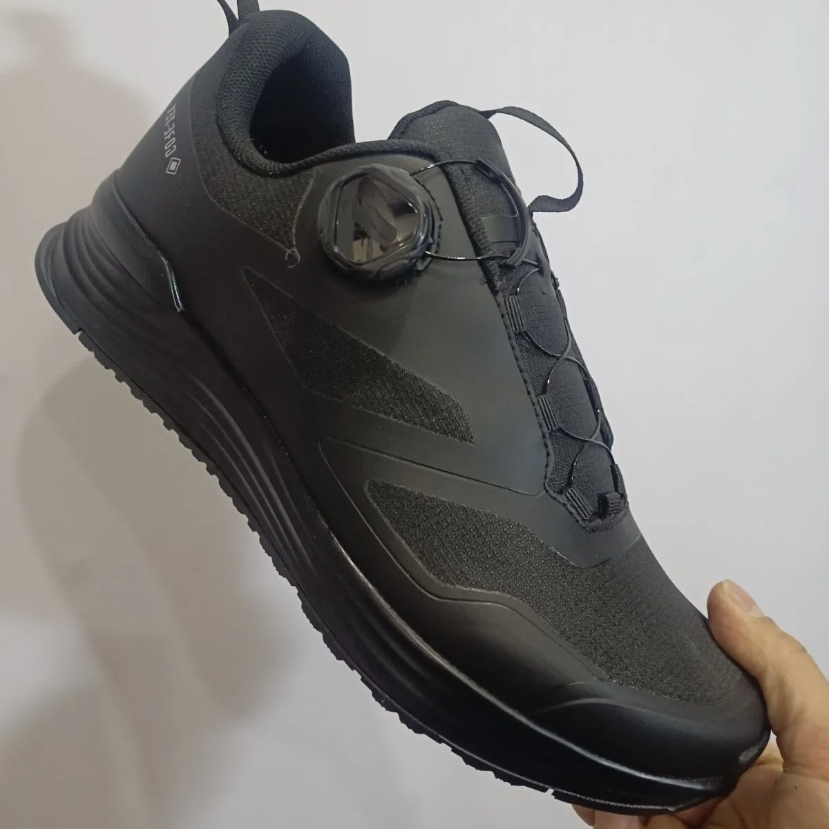 Rotary Shoes Men Hiking Leisure Walking Original Graphene Sneaker Trekking Outdoor Lightweight Luxe Chic Loafers High Quality
Rotary Shoes Men Hiking Leisure Walking Original Graphene Sneaker Trekking Outdoor Lightweight Luxe Chic Loafers High Quality