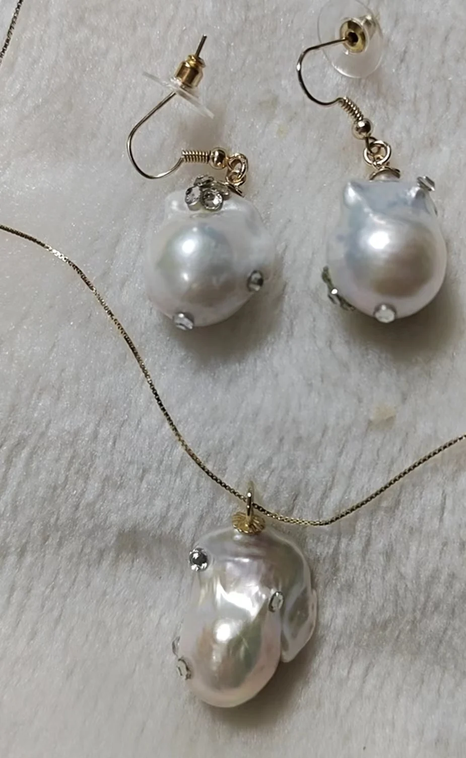 Perfect Baroque Pearl Jewelry Set,White Genuine Freshwater Pearl Necklace Earrings 925 Silver Chain,Wedding Birthday Lady Gift
Perfect Baroque Pearl Jewelry Set,White Genuine Freshwater Pearl Necklace Earrings 925 Silver Chain,Wedding Birthday Lady Gift