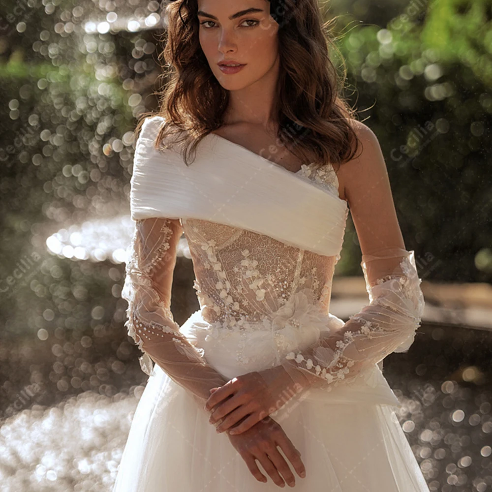 Glamorous Wedding Dresses A Line Bridal Gowns Tulle Tiered Robes Lace Appliques Full Sleeves Vestidos De Novia Customized 2025
Glamorous Wedding Dresses A Line Bridal Gowns Tulle Tiered Robes Lace Appliques Full Sleeves Vestidos De Novia Customized 2025
