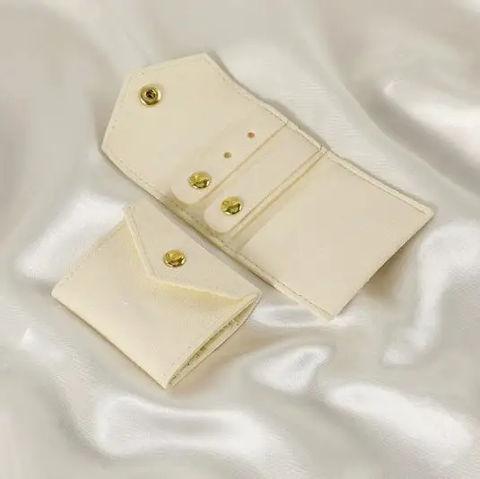Portable Jewelry Storage Roll Earring Pouches Beige Flannel Jewellery Organizer for Women
Portable Jewelry Storage Roll Earring Pouches Beige Flannel Jewellery Organizer for Women