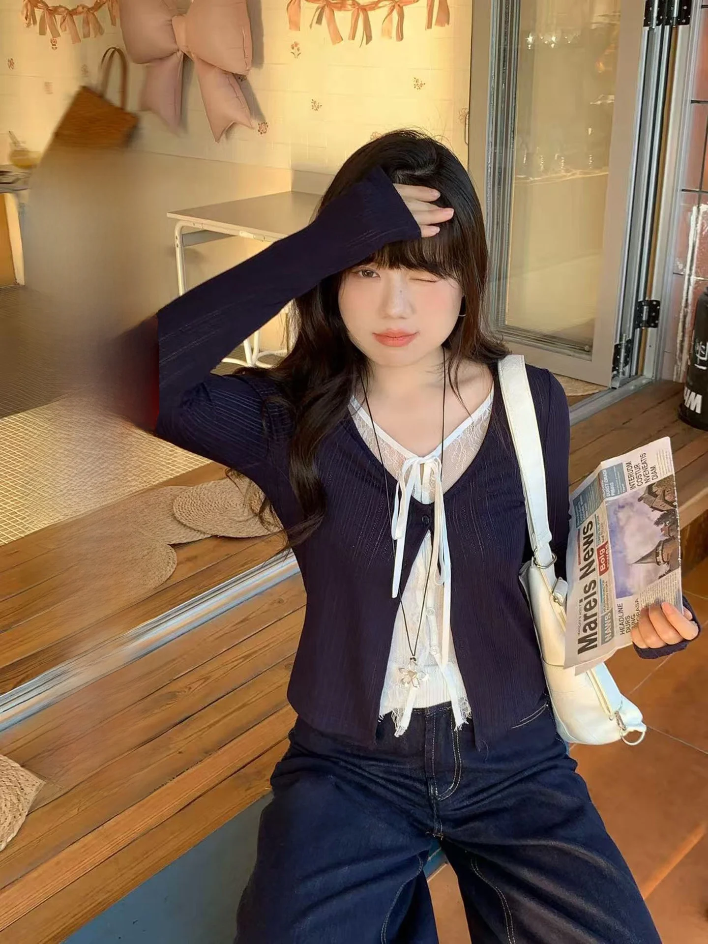 Mimi Large Size Women's Sweater Fake Tee-Piece Top Belted Tee-Fold Slimming Fatter Sweet Sle Winter Cardigan
Mimi Large Size Women's Sweater Fake Tee-Piece Top Belted Tee-Fold Slimming Fatter Sweet Sle Winter Cardigan