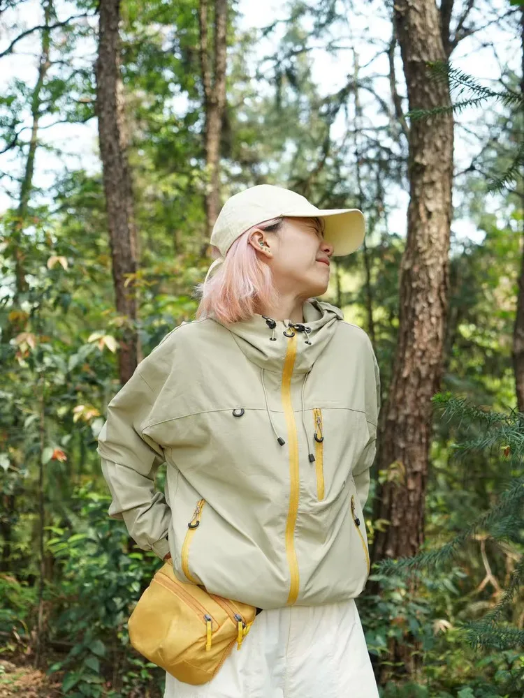 Повседневный походный горный мягкий желтый джет, мужской плащ для скалолазания на открытом воздухе, пальто на молнии, длинное све, с капюшоном, полиэфирное волокно
Повседневный походный горный мягкий желтый джет, мужской плащ для скалолазания на открытом воздухе, пальто на молнии, длинное све, с капюшоном, полиэфирное волокно