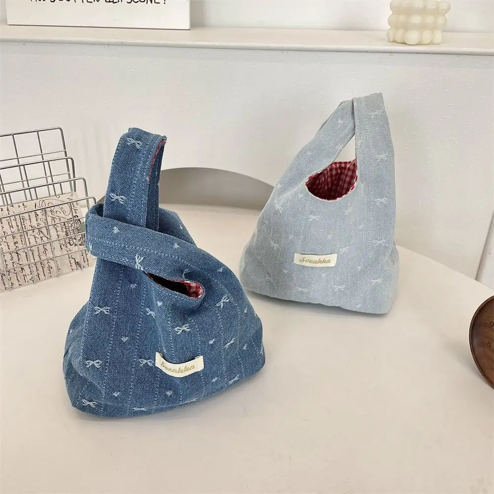 Lovely Korean Style Denim Bucket Bag Bowknot Sweet Denim Bow Handbag Leisure Commuting Cute Wrist Bag Outdoor
Lovely Korean Style Denim Bucket Bag Bowknot Sweet Denim Bow Handbag Leisure Commuting Cute Wrist Bag Outdoor