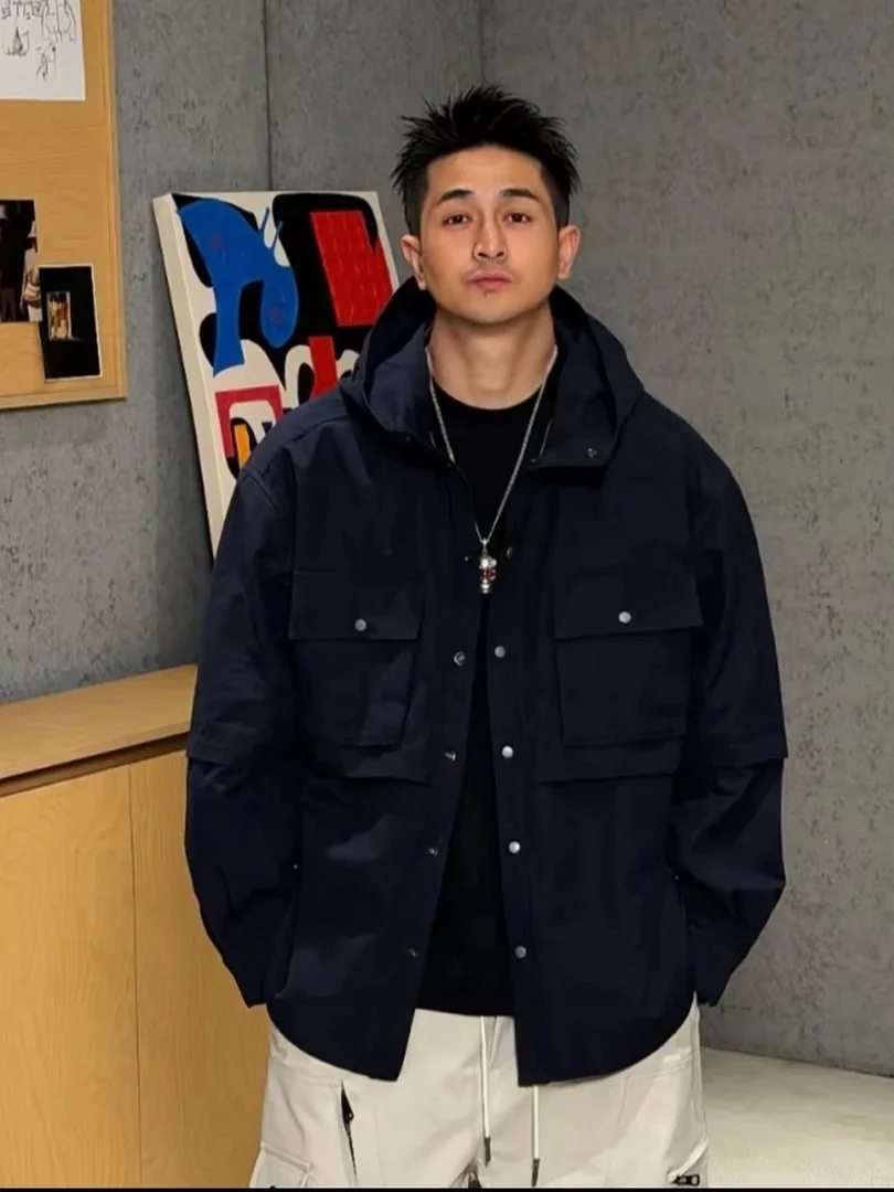 Forest Men's American Sle Hooded irt Jaet Casual Faion Urban Outfit Polyester/Nylon Cosite Fiber Spring Outerwear
Forest Men's American Sle Hooded irt Jaet Casual Faion Urban Outfit Polyester/Nylon Cosite Fiber Spring Outerwear