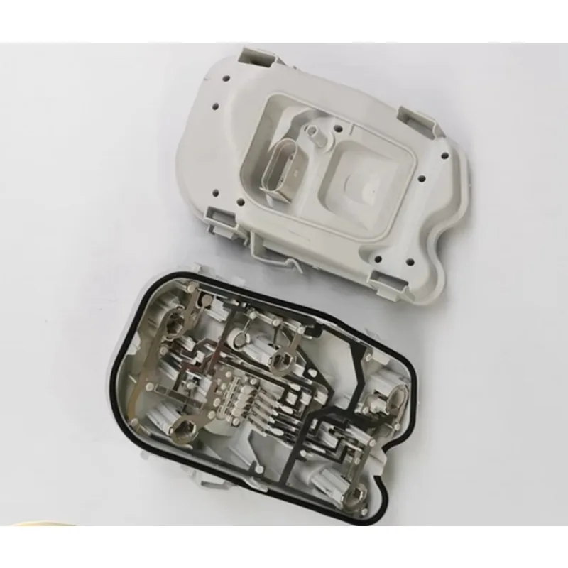 Tail Light Circuit Board Bulb Socket for Audi C6 A6L 2005-2008 
Tail Light Circuit Board Bulb Socket for Audi C6 A6L 2005-2008