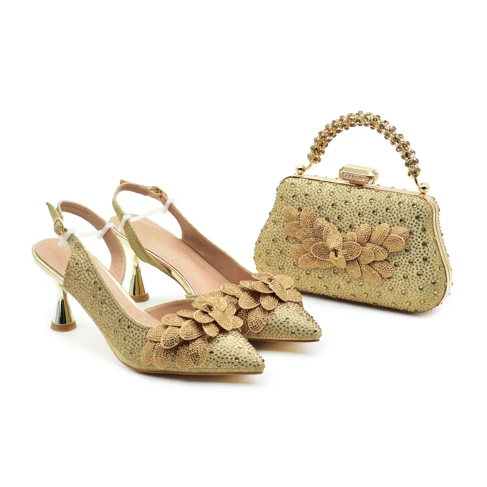 Handmade Leaf Decoration Banquet Women Shoes Bag Set Designed Parties Dress Cover Pointed Toe Strange High Heels Slingback Lady
Handmade Leaf Decoration Banquet Women Shoes Bag Set Designed Parties Dress Cover Pointed Toe Strange High Heels Slingback Lady