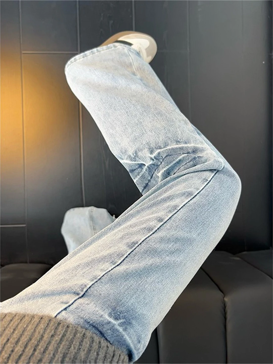 Washed Denim Jeans Men's Autumn Winter American Style Knife Flared Pants Lengthening Leg Effect Straight Cut Trousers
Washed Denim Jeans Men's Autumn Winter American Style Knife Flared Pants Lengthening Leg Effect Straight Cut Trousers