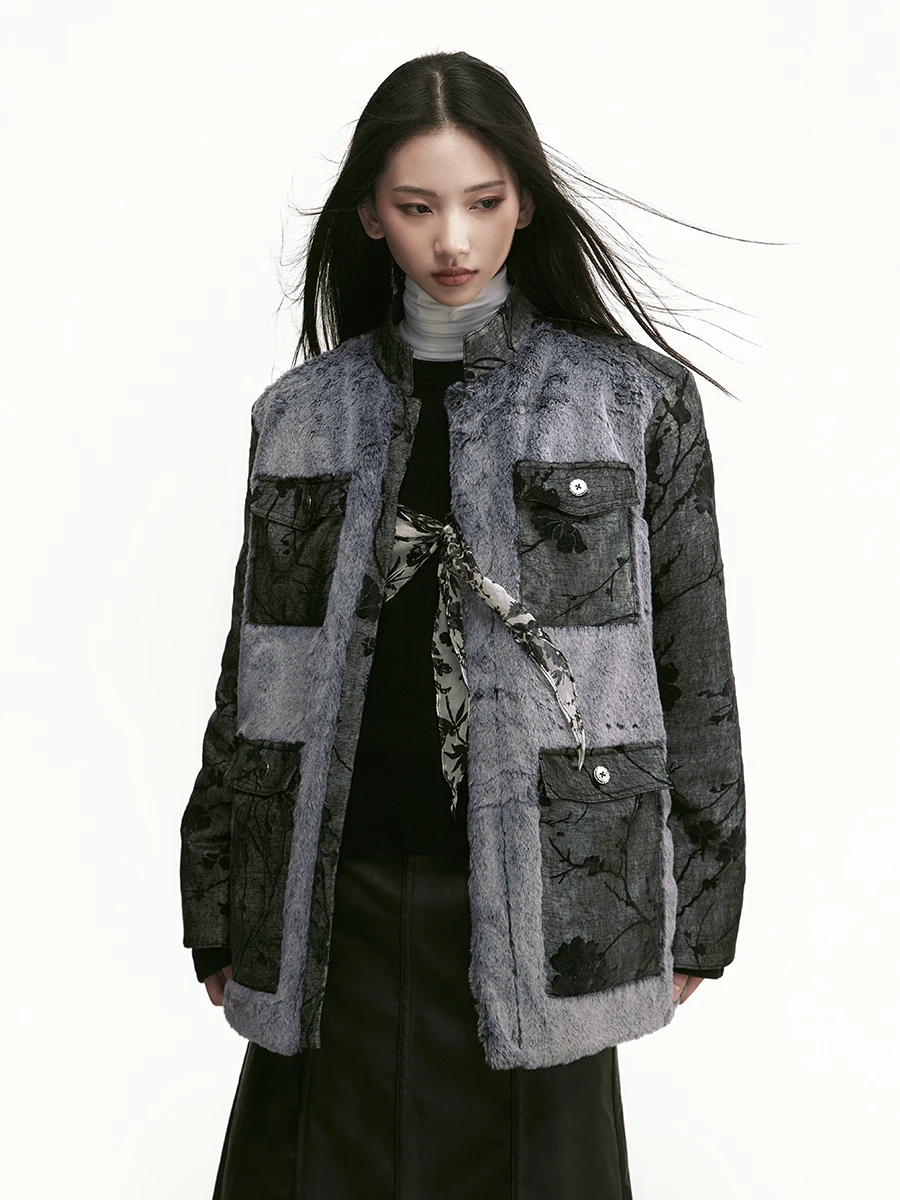 New Chinese Sle Bla ey Splicing Zhongan Suit Woolen Coat Youth Loose Fit Stand Collar Fake Fur Jaet for Men And Women
New Chinese Sle Bla ey Splicing Zhongan Suit Woolen Coat Youth Loose Fit Stand Collar Fake Fur Jaet for Men And Women