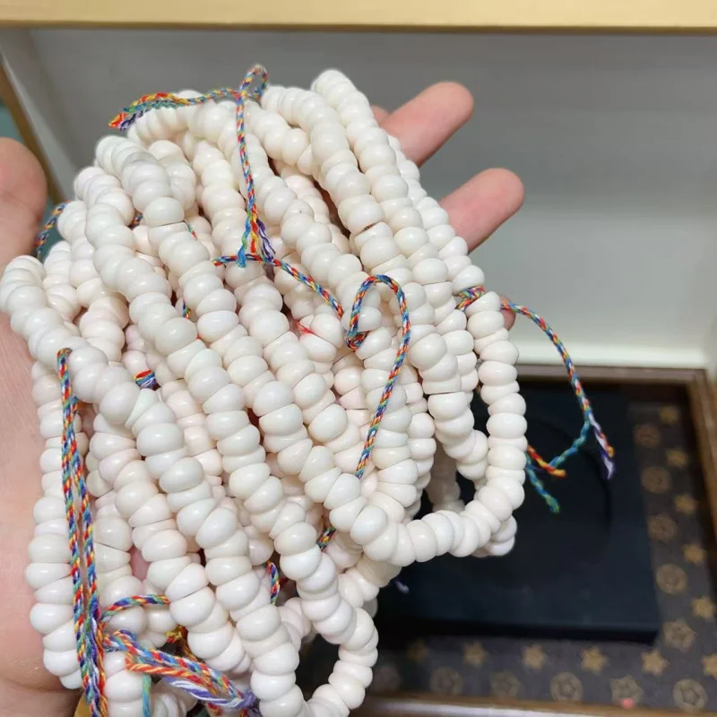 New Hot-Selling High-End Bone Large Intestine Accessories Semi-Finished Jewelry Bracelet
New Hot-Selling High-End Bone Large Intestine Accessories Semi-Finished Jewelry Bracelet