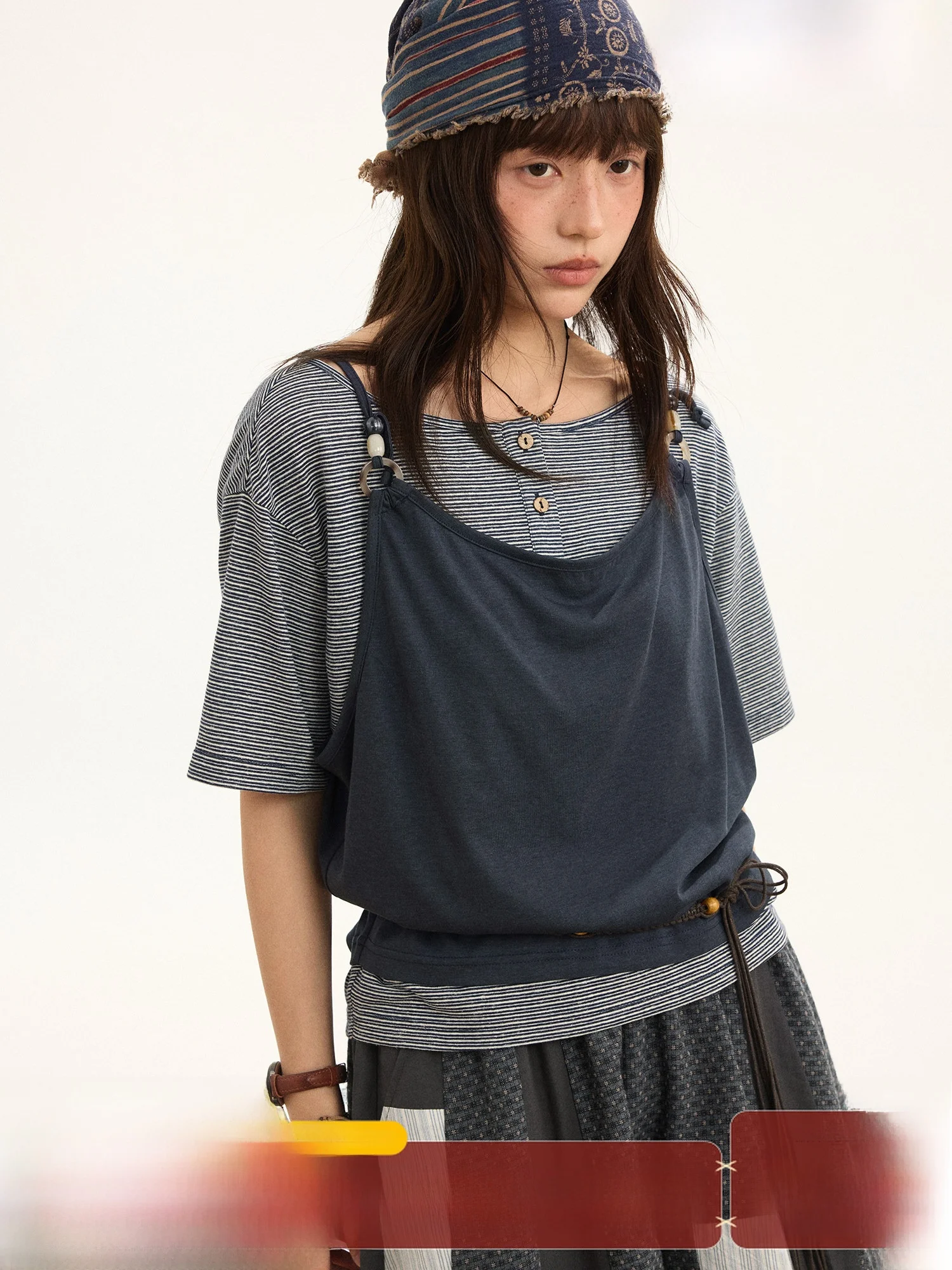 Laid-back Casual Striped Loose Shoulder T-shirt Women's Summer Fashion Vintage Color Block Two-Piece round Neck Short Sleeve
Laid-back Casual Striped Loose Shoulder T-shirt Women's Summer Fashion Vintage Color Block Two-Piece round Neck Short Sleeve