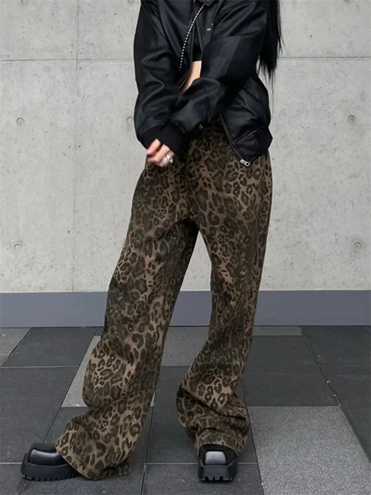Leopard Print Jeans Women Spring New Vintage Fashion High Waist Cargo Denim Pants High Street Baggy Casual Wide Leg Trousers
Leopard Print Jeans Women Spring New Vintage Fashion High Waist Cargo Denim Pants High Street Baggy Casual Wide Leg Trousers