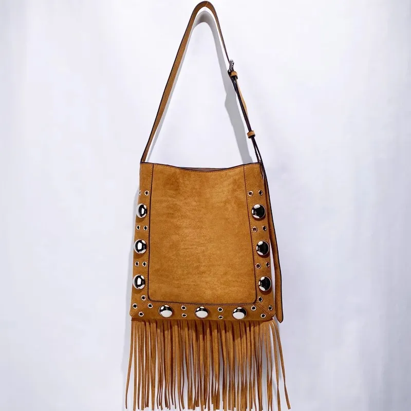 Fashion Long Tassel Velvet Women Handbag Large Capacity Metal Rivet Casual Bag Female Shoulder Underarm Bag Retro Messenger Bag
Fashion Long Tassel Velvet Women Handbag Large Capacity Metal Rivet Casual Bag Female Shoulder Underarm Bag Retro Messenger Bag