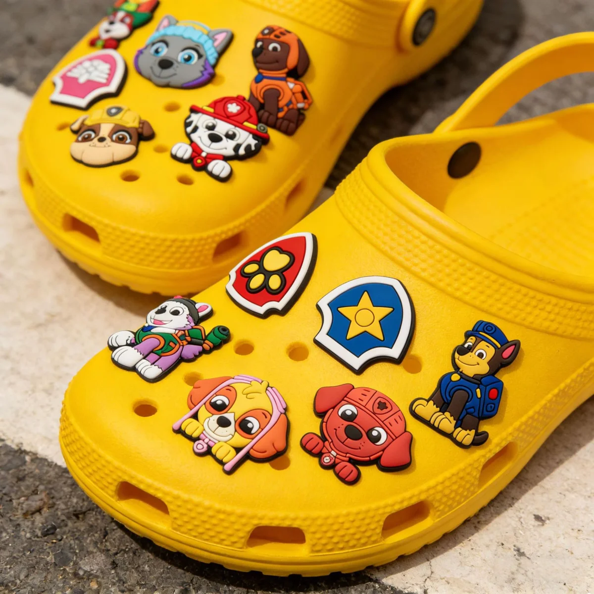26 pcs High Grade Cute Cartoon Dog PVC Shoe Charms easy install removable DIY Decor For Clogs Soft Vivid Cartoon Decorations
26 pcs High Grade Cute Cartoon Dog PVC Shoe Charms easy install removable DIY Decor For Clogs Soft Vivid Cartoon Decorations