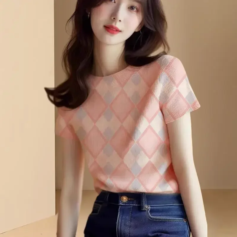Pop Ice Silk Knitted Short Sleeve T-Shirt Women's Base Shirt Grid Pattern Summer New Arrival Soft Polyester Crew Neck Top
Pop Ice Silk Knitted Short Sleeve T-Shirt Women's Base Shirt Grid Pattern Summer New Arrival Soft Polyester Crew Neck Top