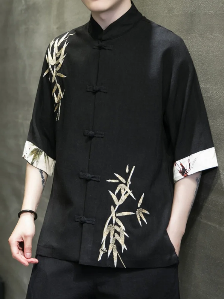 Новая китайская мужская рубашка в стиле танчжуан, летняя, тонкая, высококачественная, с бамбуковой цветочной вышивкой, изо льна, улучшенная версия ханьфу, свободный крой.
Новая китайская мужская рубашка в стиле танчжуан, летняя, тонкая, высококачественная, с бамбуковой цветочной вышивкой, изо льна, улучшенная версия ханьфу, свободный крой.