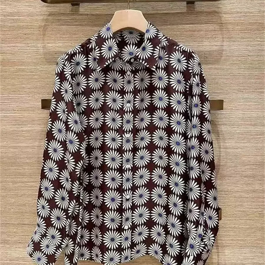Spring 2026 Fashion Daisy Print Long Sleeve Silk Shirt Loose Fit French Style Women's Top Breathable Casual Elegant
Spring 2026 Fashion Daisy Print Long Sleeve Silk Shirt Loose Fit French Style Women's Top Breathable Casual Elegant