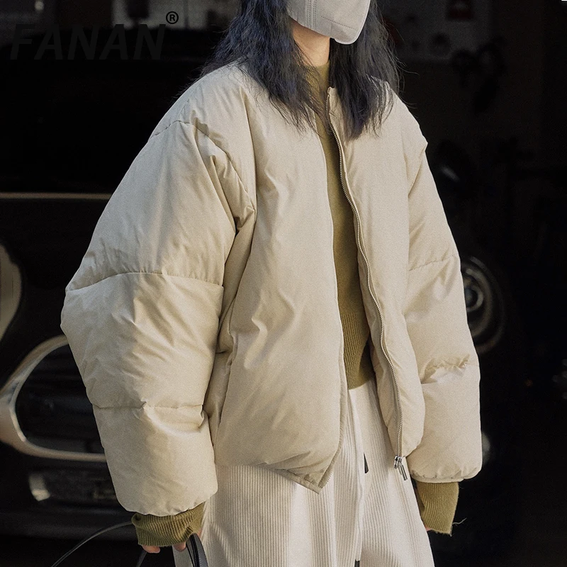 FANAN однотонные пуховые пальто в стиле минимализм для женщин, круглый кардиган на молнии с длинным рукавом, корейский стиль, женская верхняя одежда, модная зимняя новинка
FANAN однотонные пуховые пальто в стиле минимализм для женщин, круглый кардиган на молнии с длинным рукавом, корейский стиль, женская верхняя одежда, модная зимняя новинка