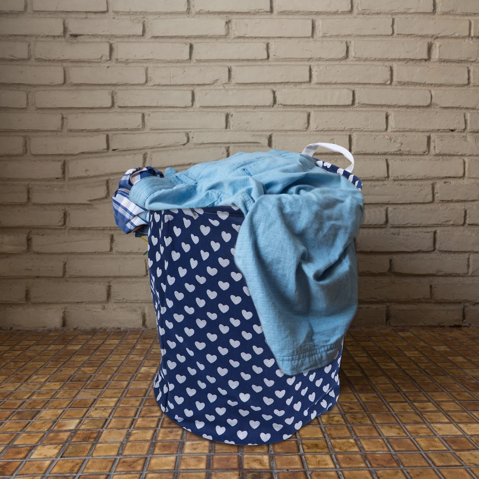 1Pcs Foldable Drawstring Clothing Storage Box Large Capacity Home Bedroom Organizer Laundry Bucket Household Storage Container
1Pcs Foldable Drawstring Clothing Storage Box Large Capacity Home Bedroom Organizer Laundry Bucket Household Storage Container