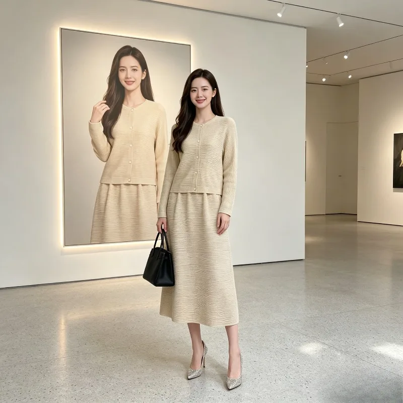 Miyake Pleated 2026 New Pleated Fashion Elegant Temperament Horizontal Striped Long Sleeve Top A-Line Mid-Length Skirt Set Pleat
Miyake Pleated 2026 New Pleated Fashion Elegant Temperament Horizontal Striped Long Sleeve Top A-Line Mid-Length Skirt Set Pleat