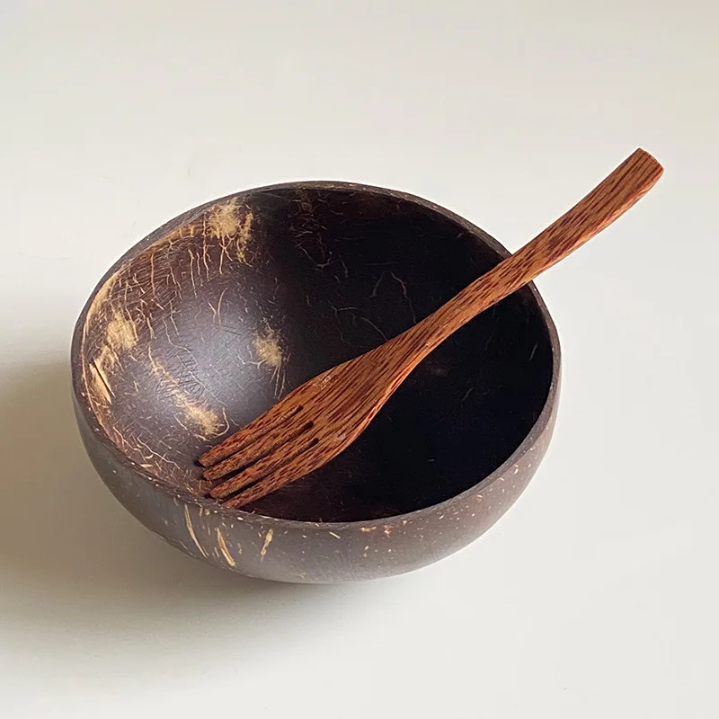 Natural Vietnam Hainan Old Coconut Shell Bowl Tableware Bowl Dessert Sugar Water Breakfast Light Salad Fruit Storage Bowl 
Natural Vietnam Hainan Old Coconut Shell Bowl Tableware Bowl Dessert Sugar Water Breakfast Light Salad Fruit Storage Bowl