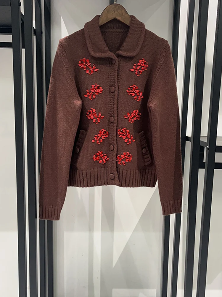 Elegant Lady Bead Embroidery 3D Floral Stand Collar Open Cardigan Sweater Sweet Style Long Sleeve Wool Blend Women's Knitwear
Elegant Lady Bead Embroidery 3D Floral Stand Collar Open Cardigan Sweater Sweet Style Long Sleeve Wool Blend Women's Knitwear
