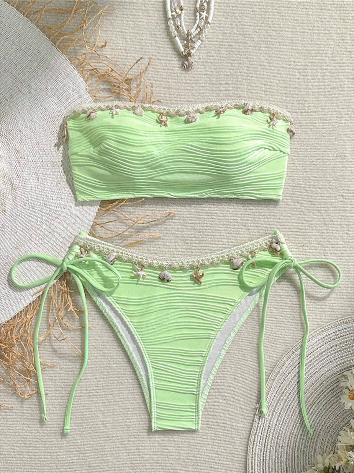 XS - L Bandeau Wrinkled High Cut Leg Bikini Women Swimwear Female Swimsuit Two-pieces Bikini set Bather Bathing Suit Swim K6908
XS - L Bandeau Wrinkled High Cut Leg Bikini Women Swimwear Female Swimsuit Two-pieces Bikini set Bather Bathing Suit Swim K6908
