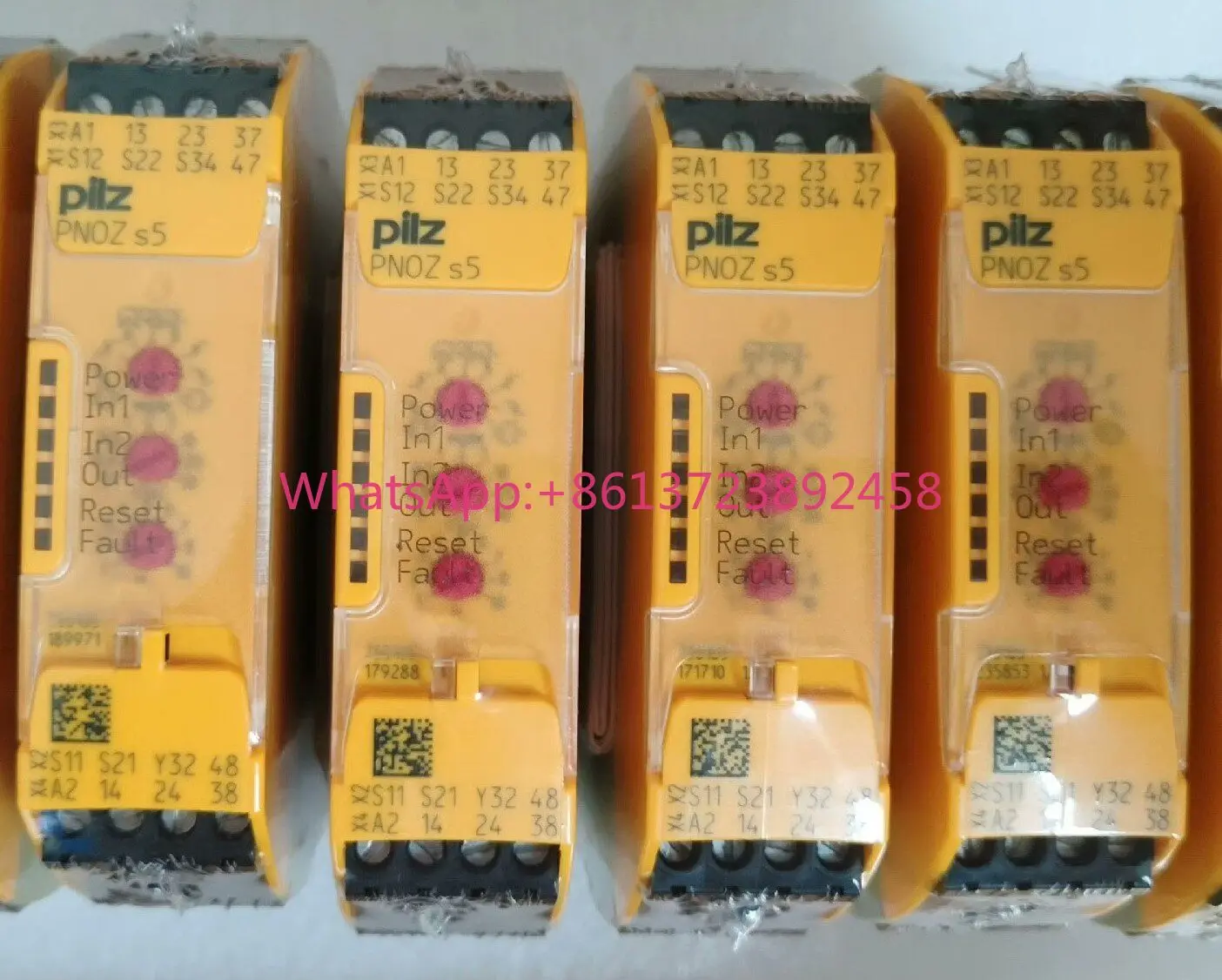 750105 Pilz safety relay pile S5 high quality
750105 Pilz safety relay pile S5 high quality