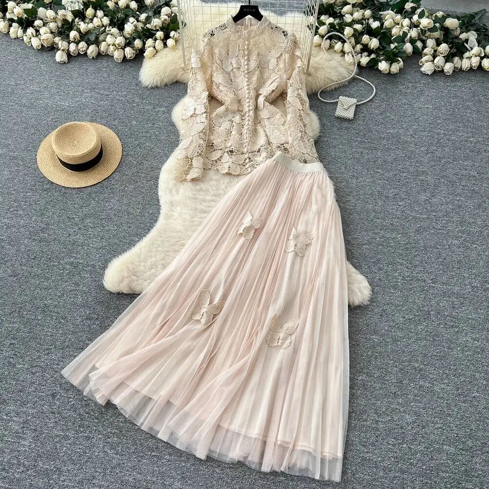 Винтажная элегантная трехмерная цветочная корейская модная женская одежда, осенние платья, комплект из двух предметов
Винтажная элегантная трехмерная цветочная корейская модная женская одежда, осенние платья, комплект из двух предметов