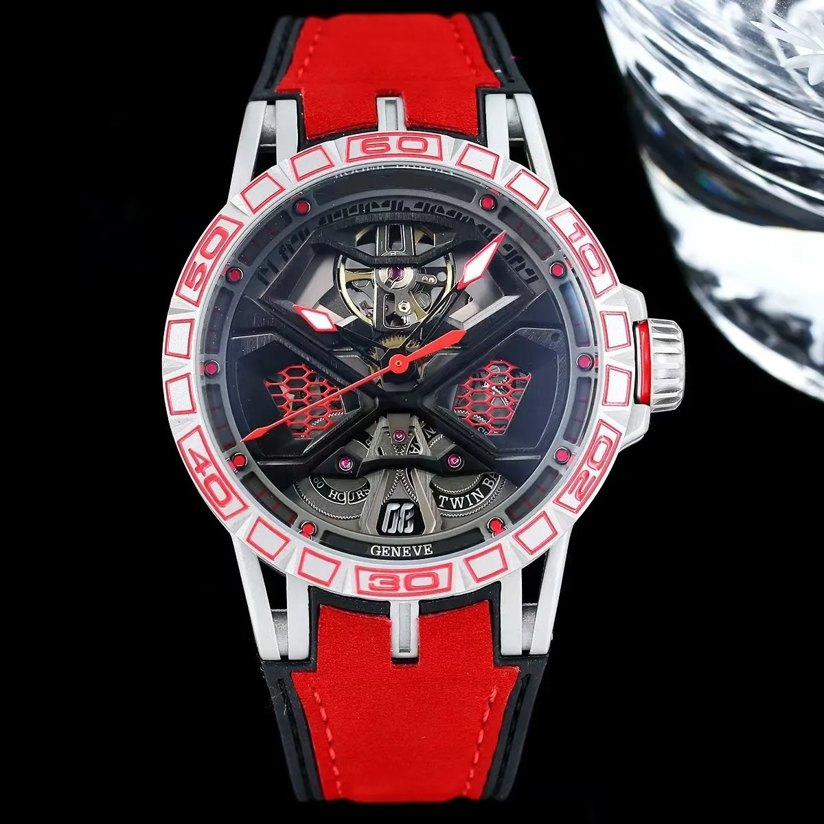 Men's high-end custom mechanical watch racing style. European and American fashionable sports watches
Men's high-end custom mechanical watch racing style. European and American fashionable sports watches