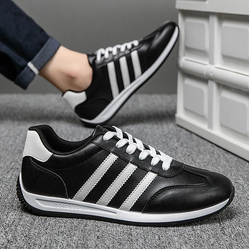 Summer breathable comfortable lightweight high-quality non-slip wear-resistant Agan shoes fashion trend men's Shoes39-44
Summer breathable comfortable lightweight high-quality non-slip wear-resistant Agan shoes fashion trend men's Shoes39-44