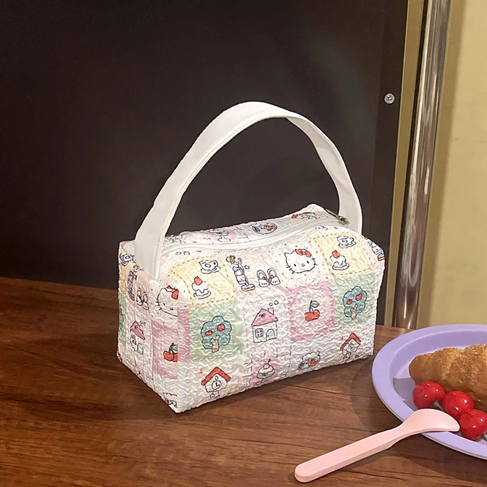 Sanrio Hellokitty Anime Handbags Cartoon Cosmetic Case Casual Makeup Wash Bags Large Capacity Tote Portable Satchel Female Gifts
Sanrio Hellokitty Anime Handbags Cartoon Cosmetic Case Casual Makeup Wash Bags Large Capacity Tote Portable Satchel Female Gifts