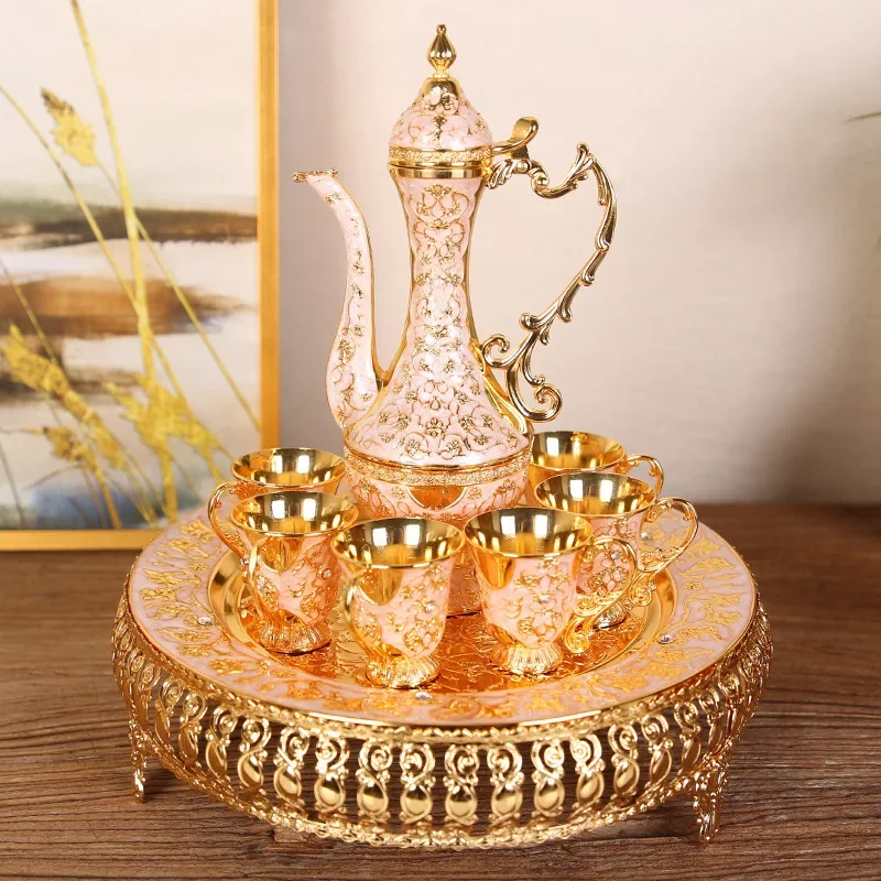 Ancient court tinware crafts retro wine jug wine glass Russian European set gift box wine division
Ancient court tinware crafts retro wine jug wine glass Russian European set gift box wine division