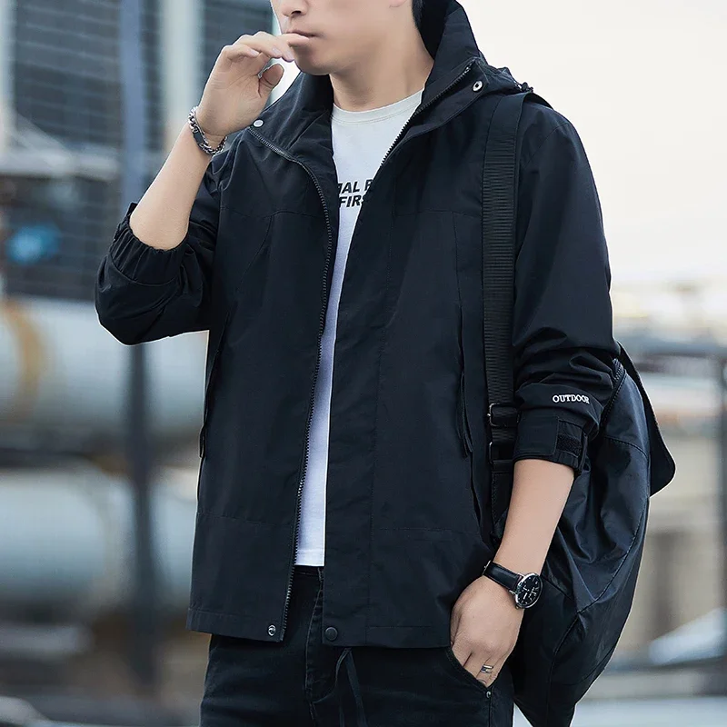2025 Male Coats Simple Windbreaker Coat Hiking Jacket Waterproof High Quality Unisex Camping Clothes Thin Windproof Streetwear
2025 Male Coats Simple Windbreaker Coat Hiking Jacket Waterproof High Quality Unisex Camping Clothes Thin Windproof Streetwear