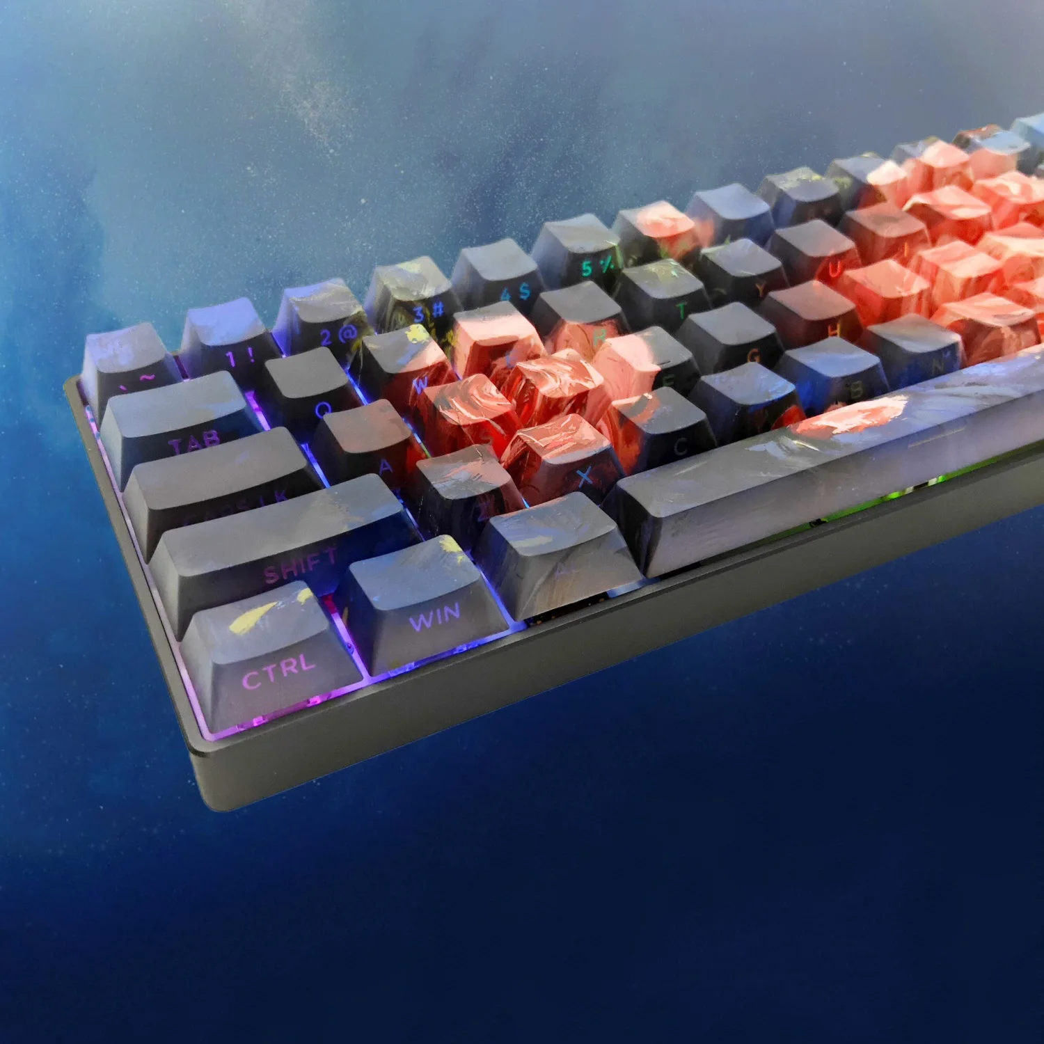 Rose Shang keycap oil painting wind side engraving light original PBT adapted mechanical keyboard
Rose Shang keycap oil painting wind side engraving light original PBT adapted mechanical keyboard