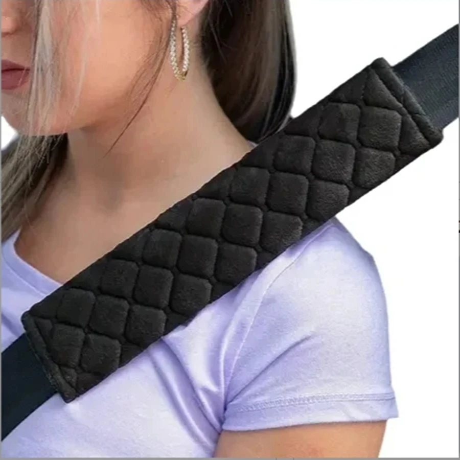 2pcs/set Argyle Plaid Pattern Plush Car Seat Belt Cover Safety Belt Cover Durable Anti-slip Belt Cover Warm Shoulder Protector
2pcs/set Argyle Plaid Pattern Plush Car Seat Belt Cover Safety Belt Cover Durable Anti-slip Belt Cover Warm Shoulder Protector