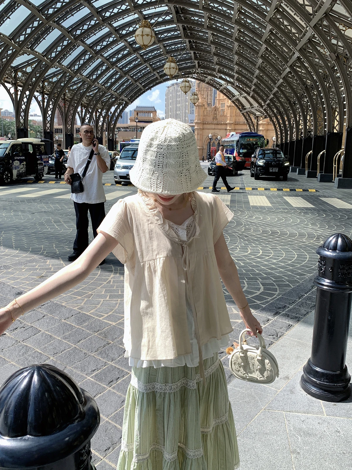 New Design round Face Seven Seven Women's Summer irt Fake Two-Piece Svel Top with Lace Trim V-Ne Loose Fit Cotton B...
New Design round Face Seven Seven Women's Summer irt Fake Two-Piece Svel Top with Lace Trim V-Ne Loose Fit Cotton B...